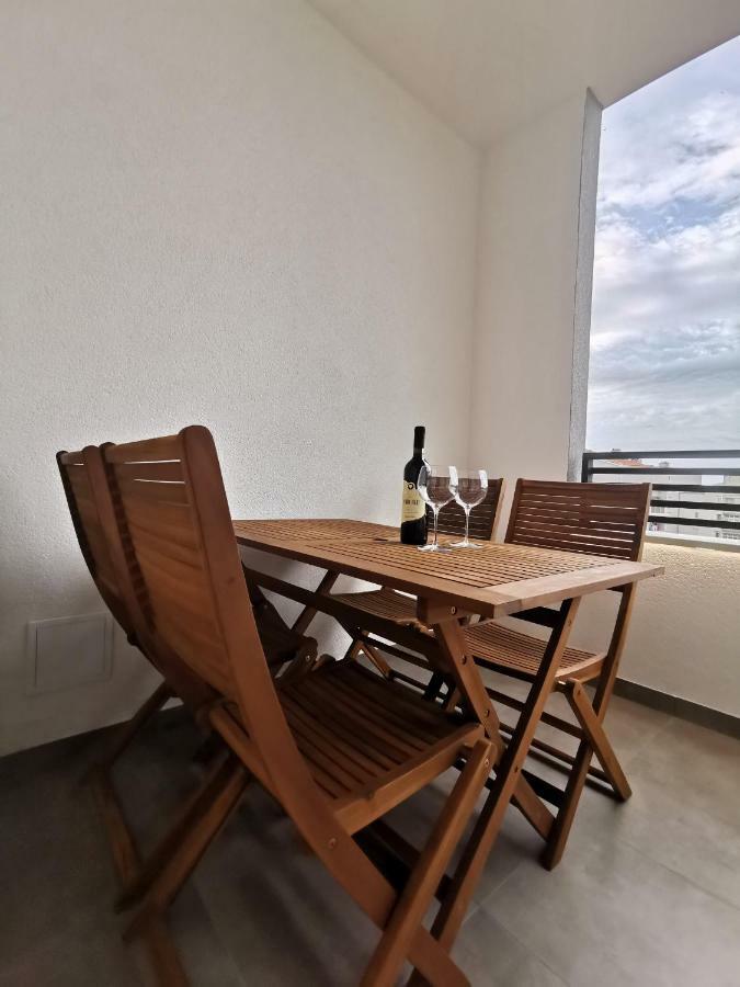 Apartments Tonkita With Jacuzzi Makarska Exterior photo